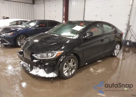 2018 Hyundai Elantra Value Edition z USA, uszkodzony, nr VIN 5NPD84LF6JH277306